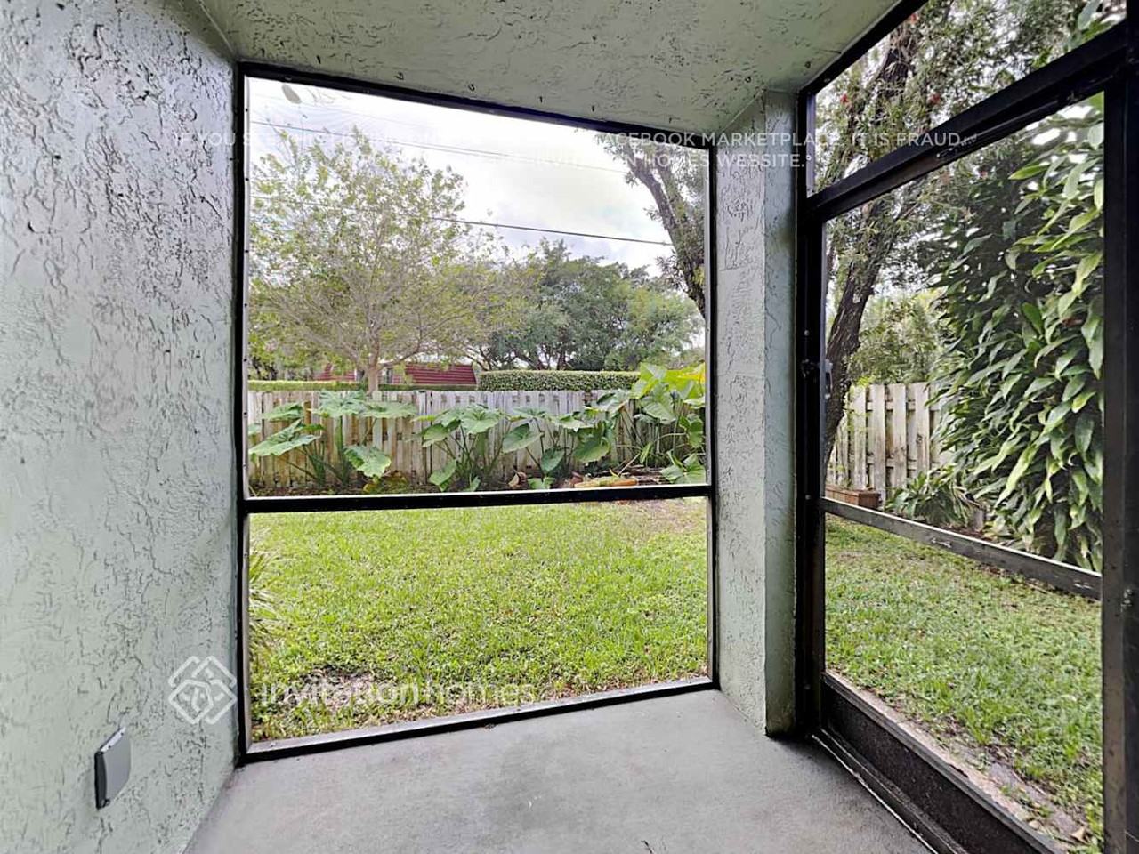 811 Nw 98th Ave - Photo 6 of 8