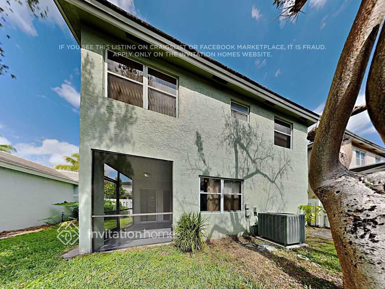 811 Nw 98th Ave - Photo 7 of 8