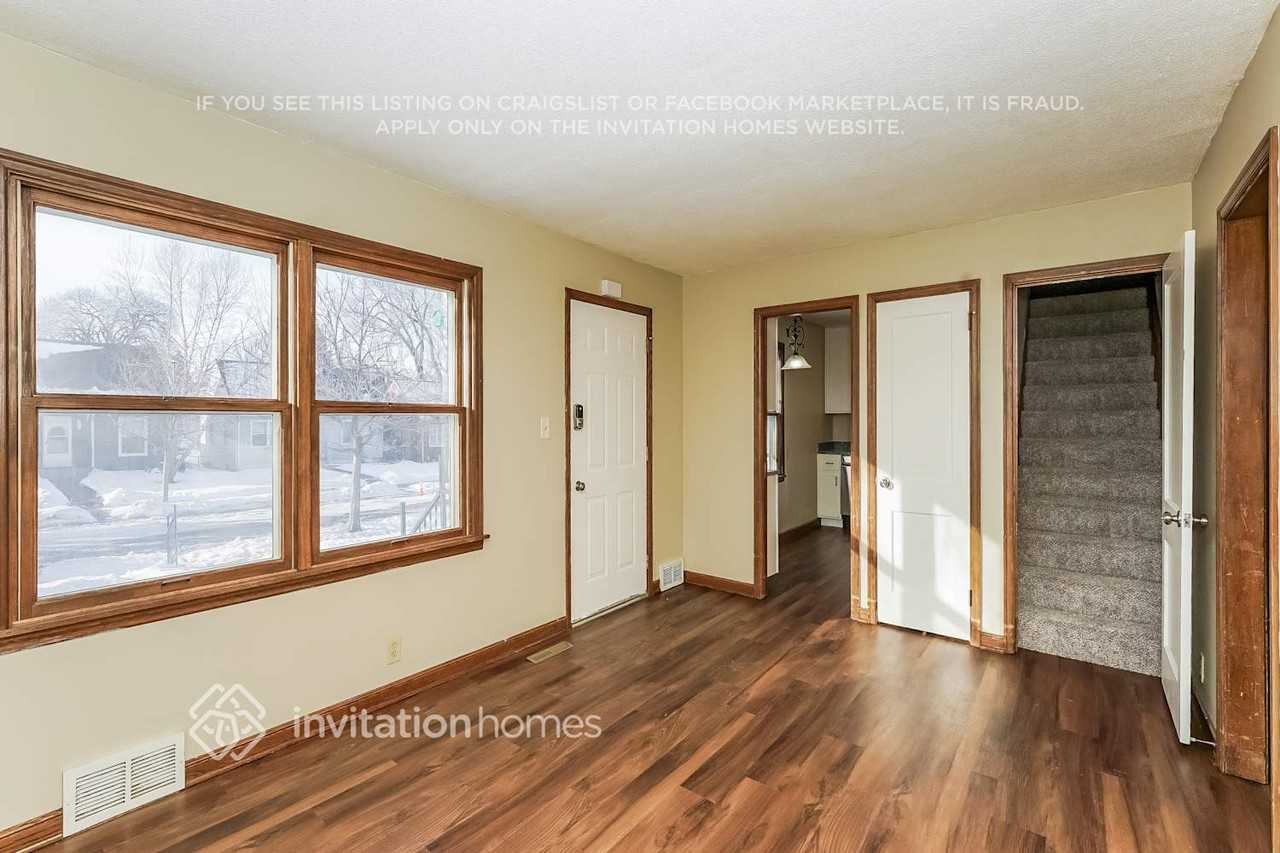 5753 27th Ave S - Photo 6 of 20