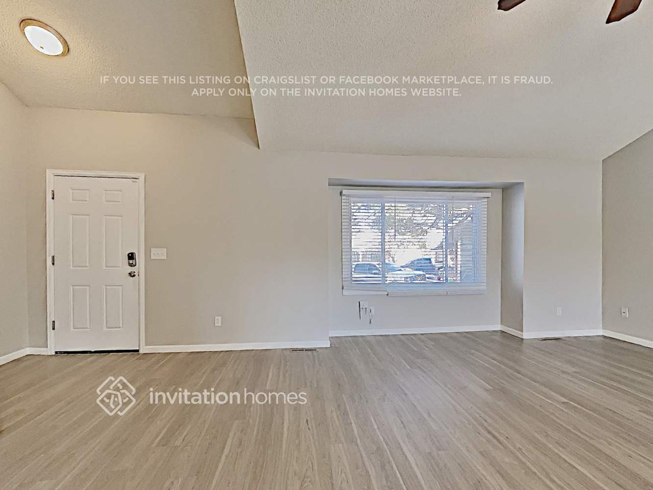 3367 S Danube St - Photo 7 of 24