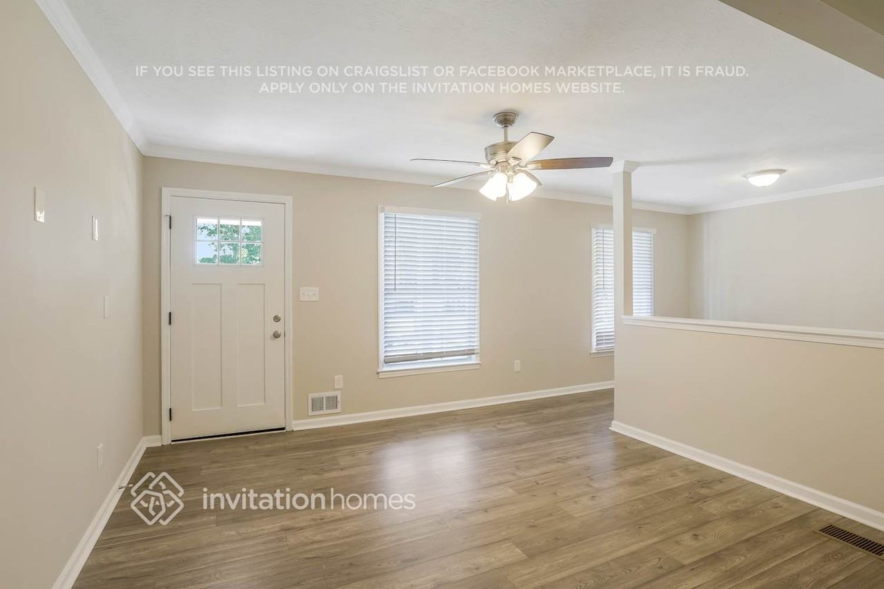 2865 Castle Dr - Photo 6 of 31