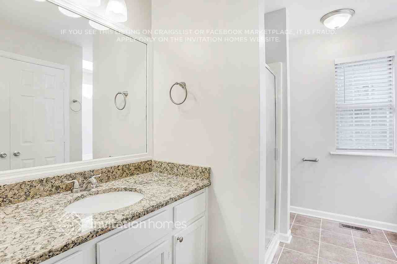 3863 Creekbank Cv - Photo 6 of 26