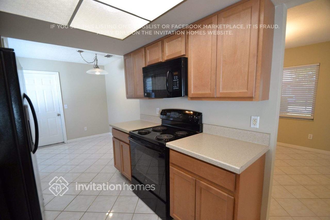 8643 Tarragon Dr - Photo 6 of 13