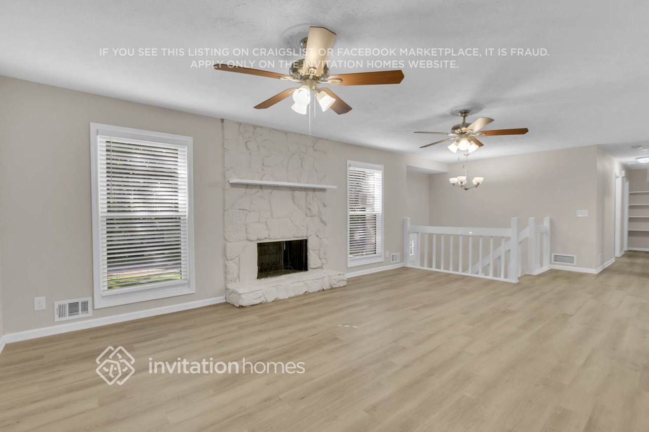 1107 Wildwood Ln - Photo 6 of 24