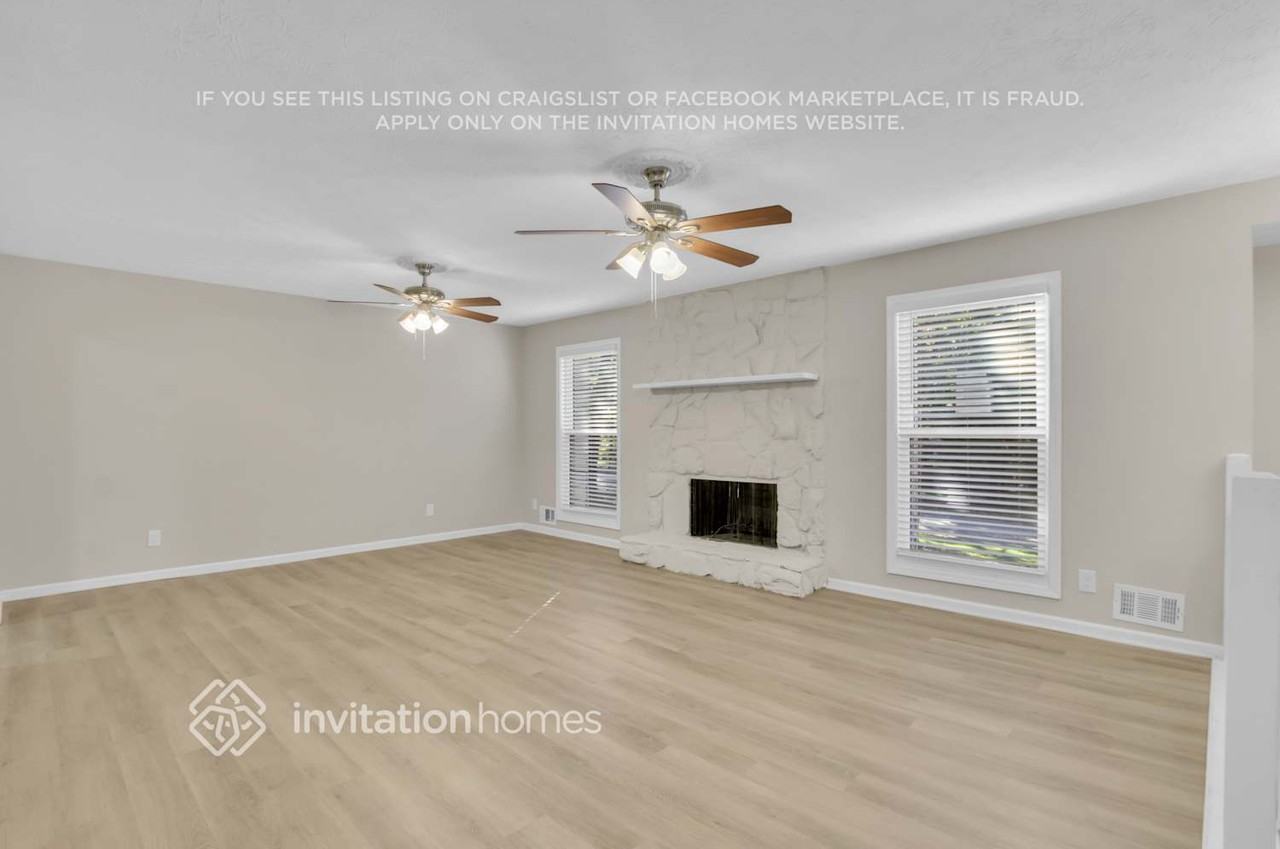 1107 Wildwood Ln - Photo 7 of 24