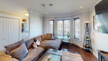 featured image of 105 Great Eastern Ave #1