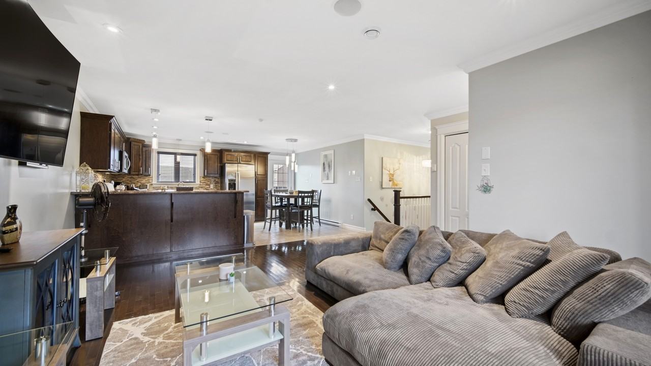 105 Great Eastern Ave #1 - Photo 3 of 8