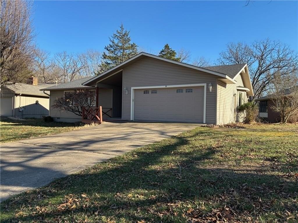 21 Farnham Dr - Photo 2 of 30