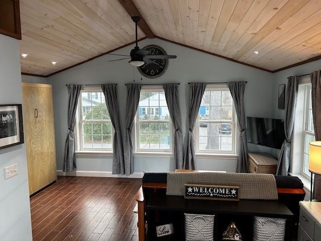 93 Lowell Street - Photo 5 of 11