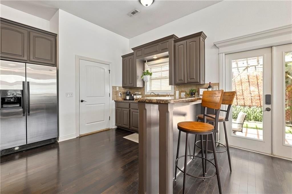 619 N Rupple Rd - Photo 7 of 23