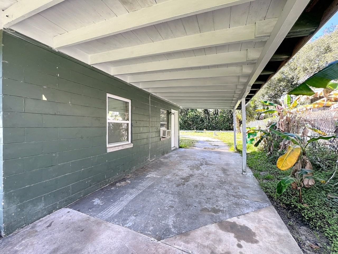 358 Palm Avenue - Photo 3 of 12