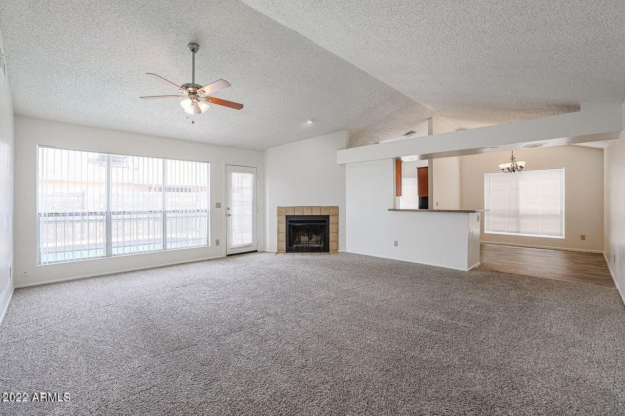 7320 W Krall St - Photo 5 of 20