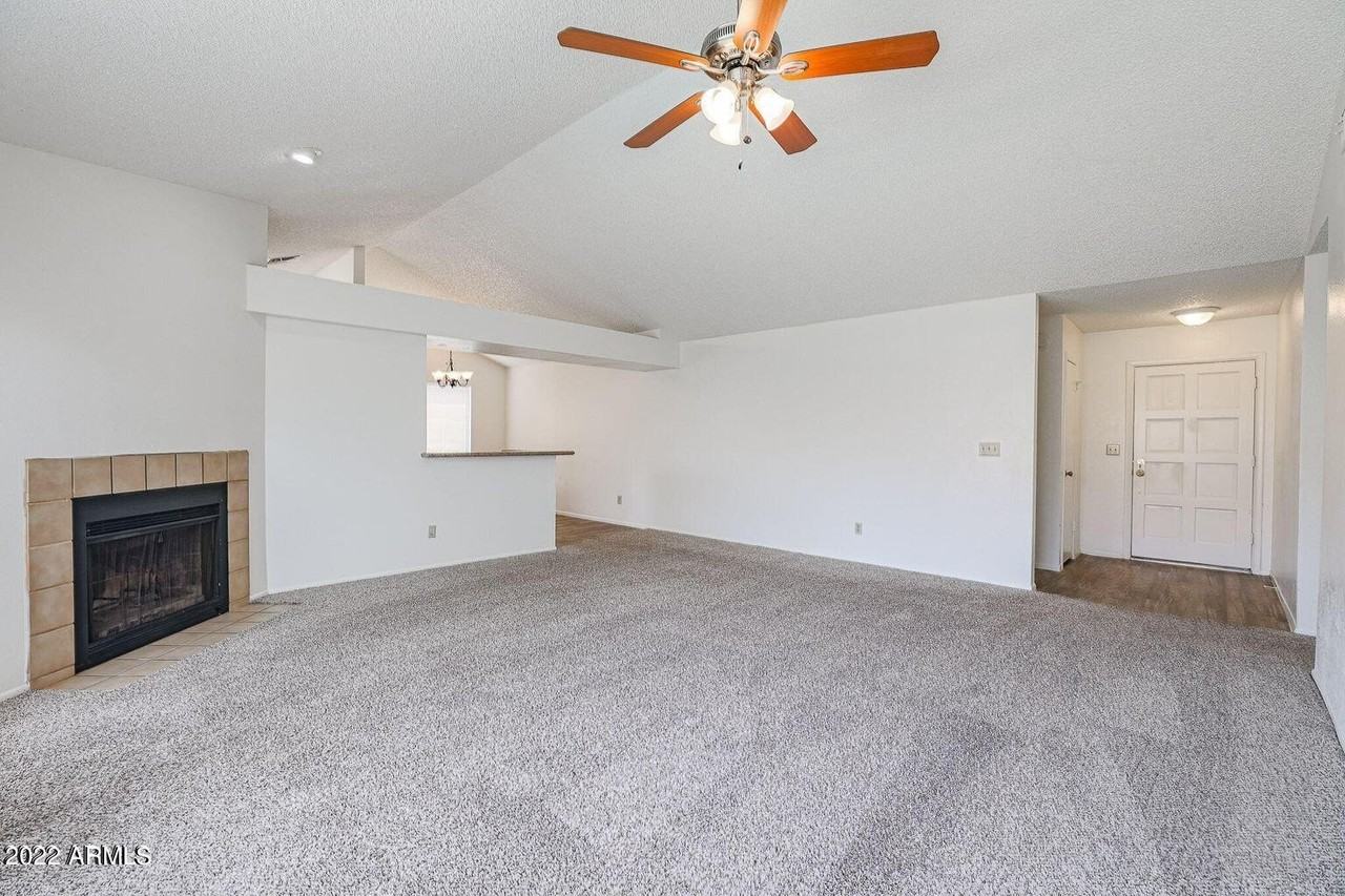 7320 W Krall St - Photo 6 of 20