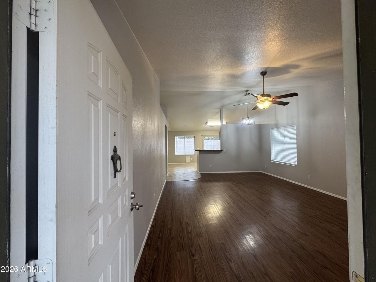 14634 W Marcus Dr - Photo 5 of 31