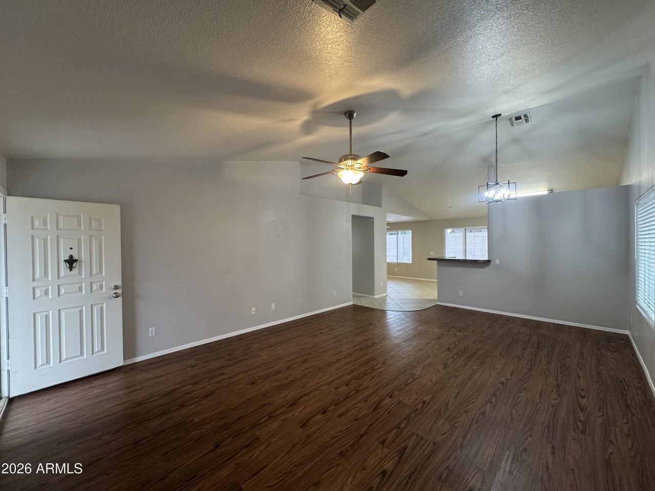 14634 W Marcus Dr - Photo 6 of 31