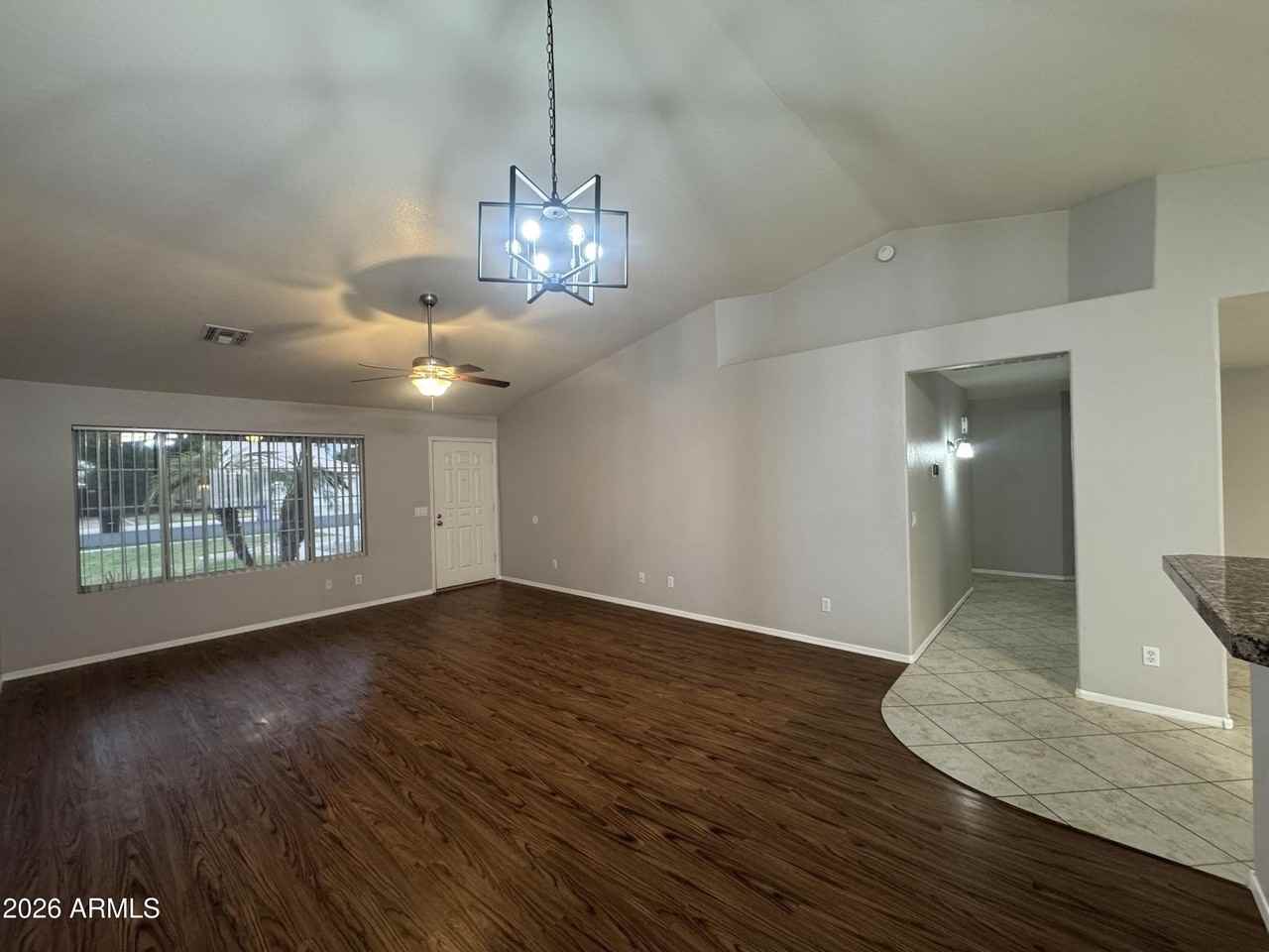 14634 W Marcus Dr - Photo 7 of 31