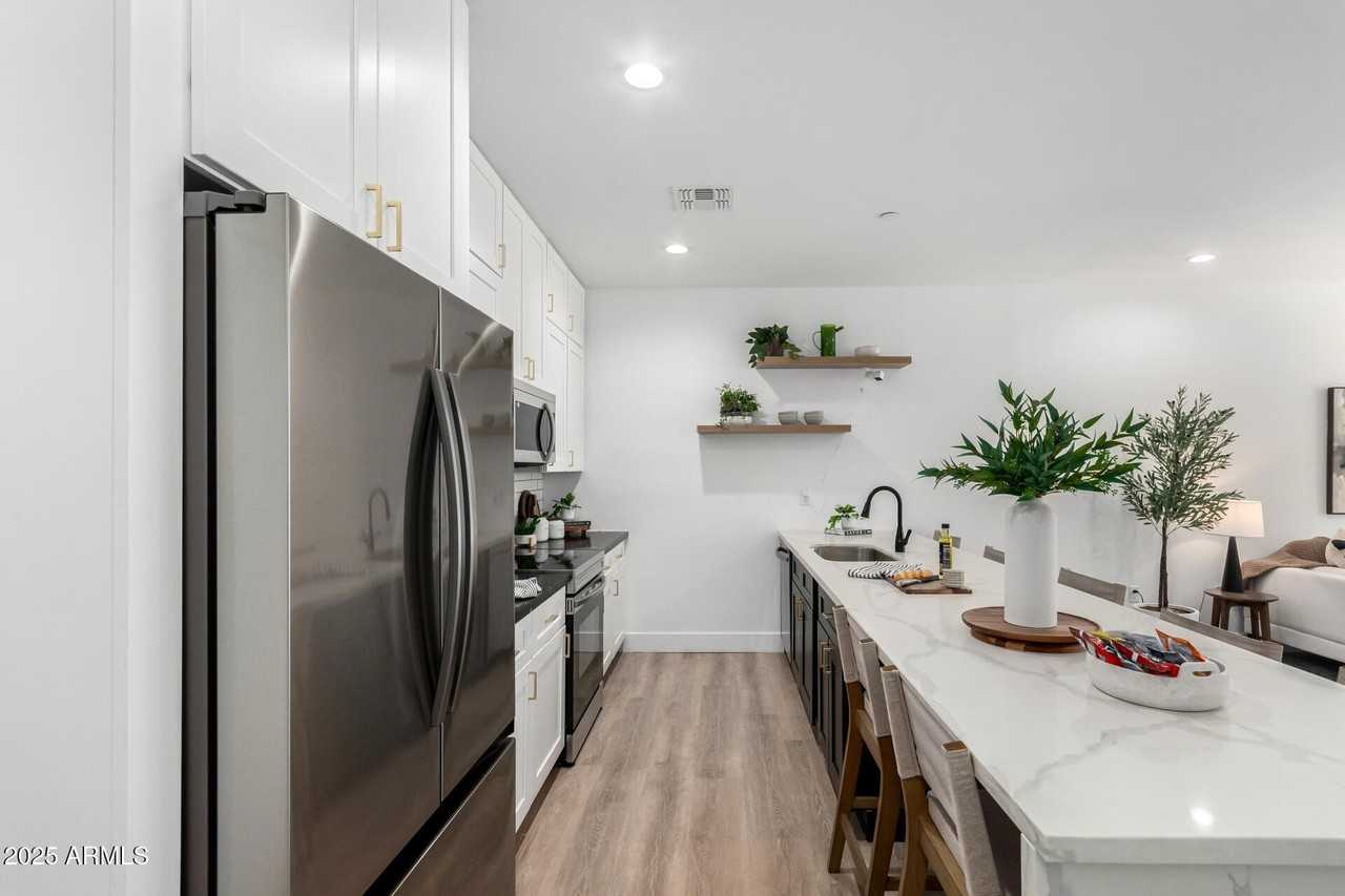 3426 E University Dr Unit 113 #113 - Photo 5 of 47