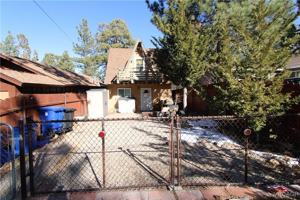 featured image of 731 Holmes Ln