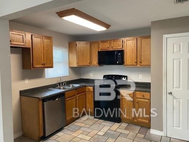 5652 Dee St #A - Photo 3 of 11