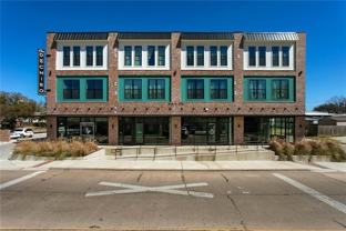 305 W 27th St #224 - Photo 1 of 1