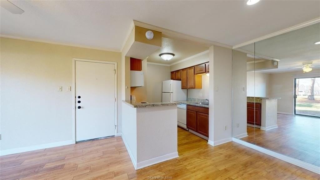 904 University Oaks Blvd #59 - Photo 7 of 25