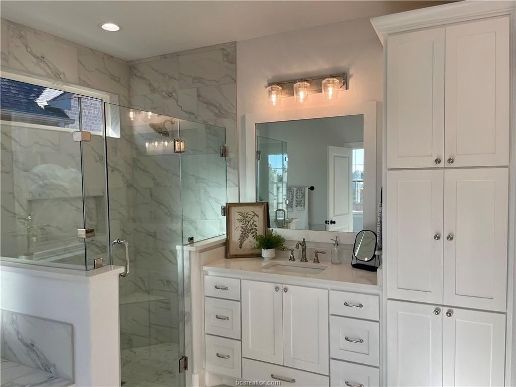 3501 Castine Ct - Photo 7 of 19