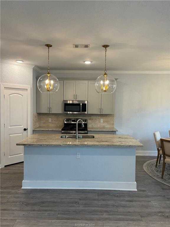 2120 Crescent Pointe Pkwy - Photo 5 of 22