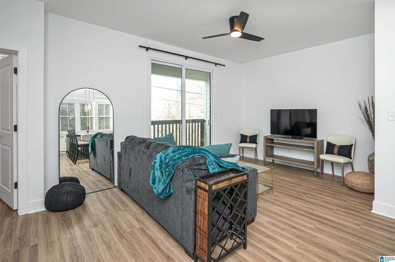 2468 18th St S - Photo 4 of 14