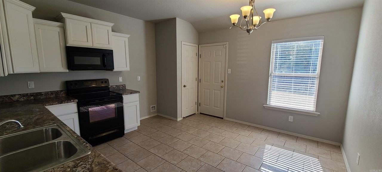 1145 Meadows Edge Dr - Photo 5 of 16