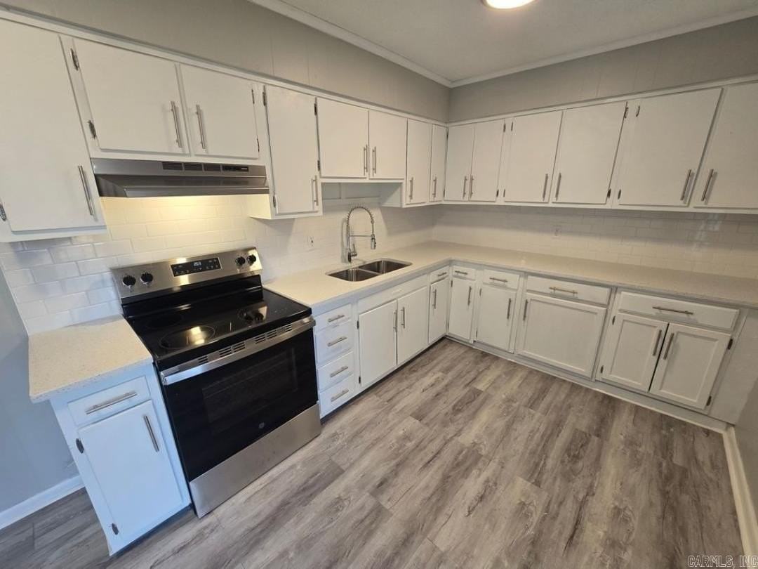 620 Brookhaven Ct - Photo 4 of 10