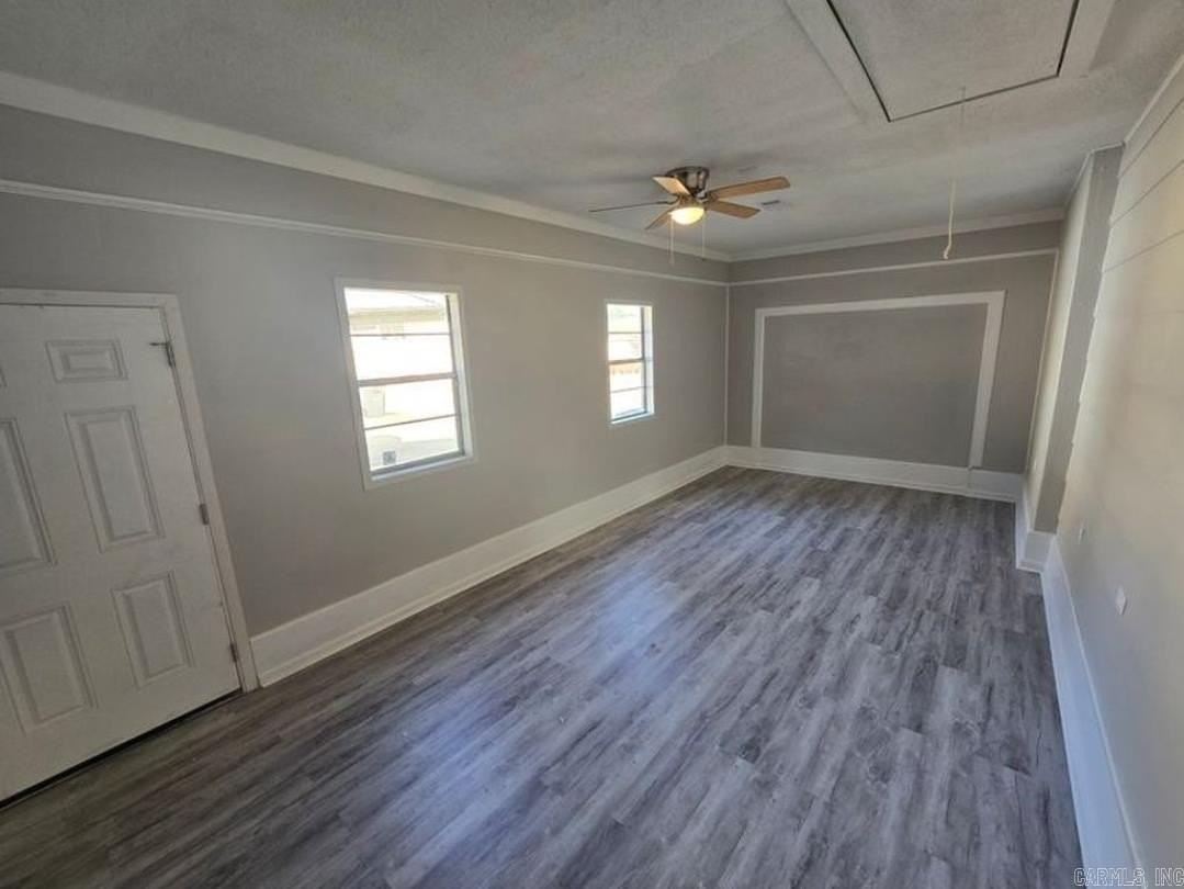 620 Brookhaven Ct - Photo 5 of 10