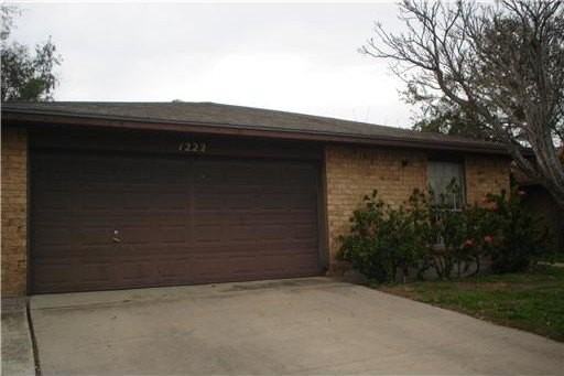 1222 Harbor Lights Dr - Photo 2 of 21