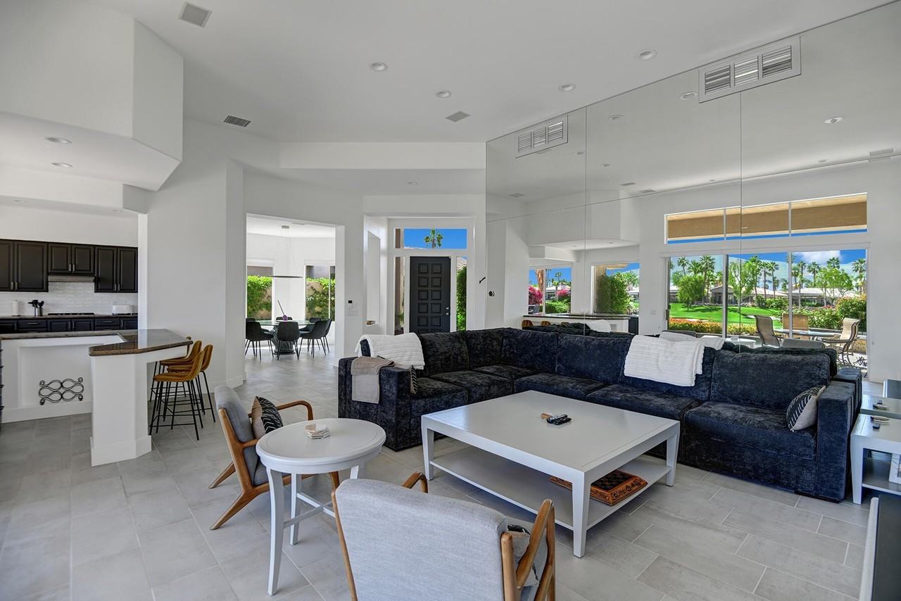 189 White Horse Trl - Photo 4 of 25