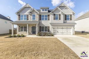 featured image of 233 Shoshone Cir