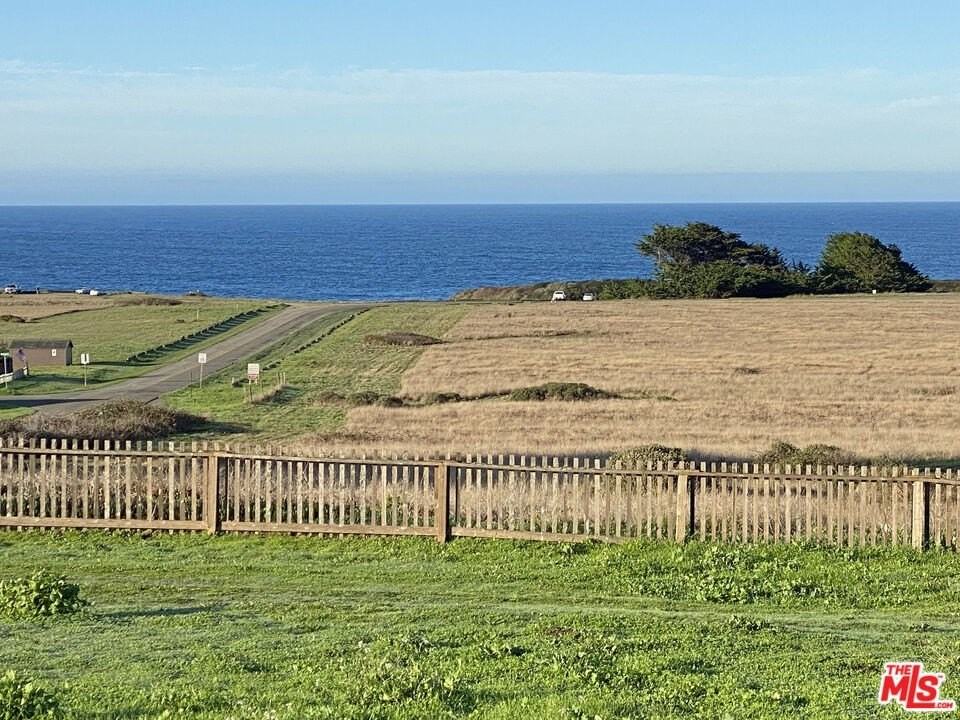 45340 Little Lake St - Photo 3 of 31