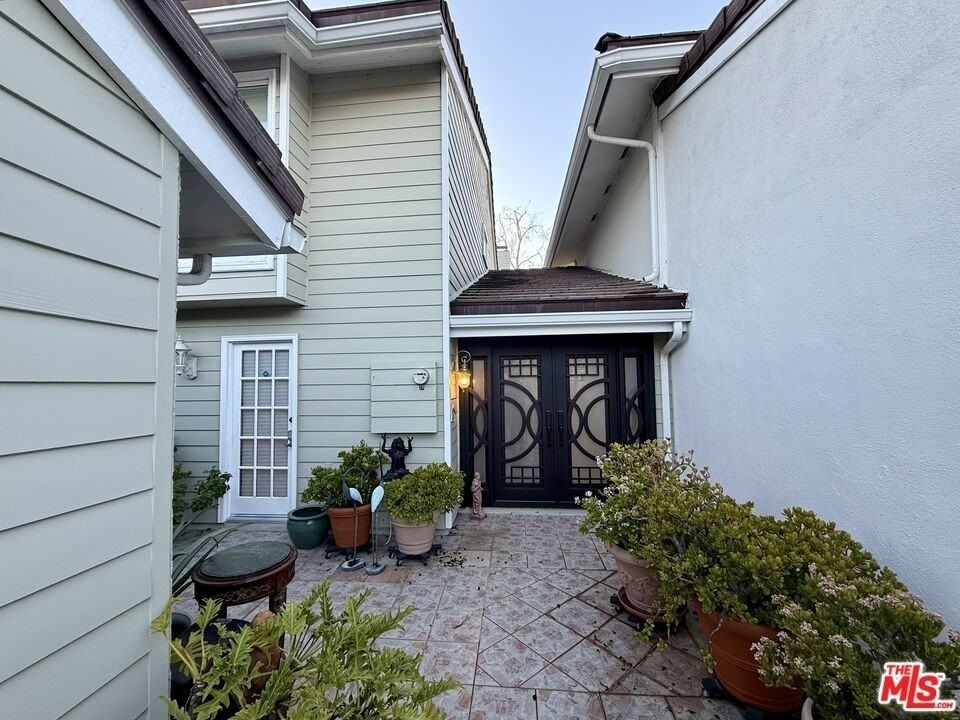 32173 Sailview Ln - Photo 3 of 4