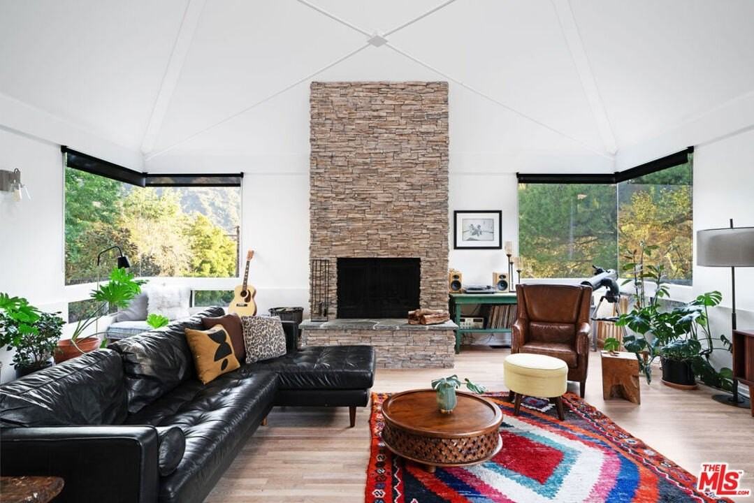 25761 Vista Verde Dr - Photo 4 of 22