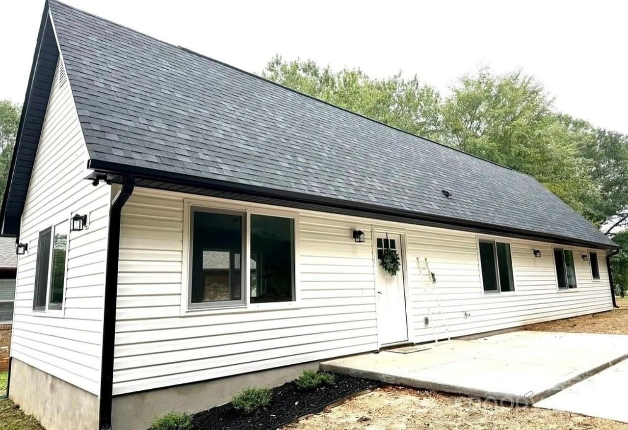 501 E Robinson St - Photo 2 of 6