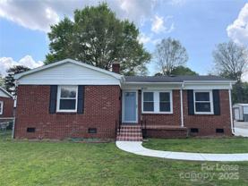 1607 Russell Ave - Photo 1 of 1