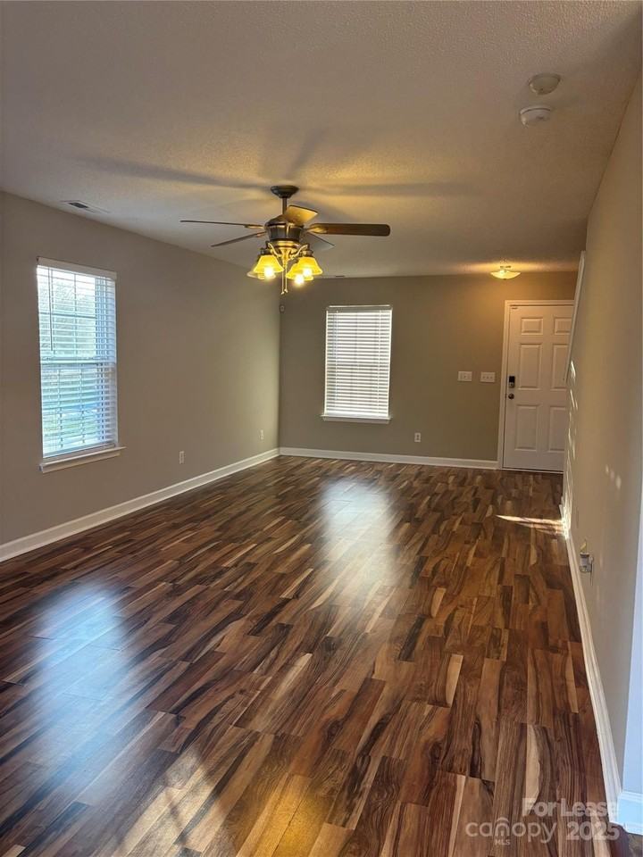 14104 Bernardy Ln - Photo 3 of 38