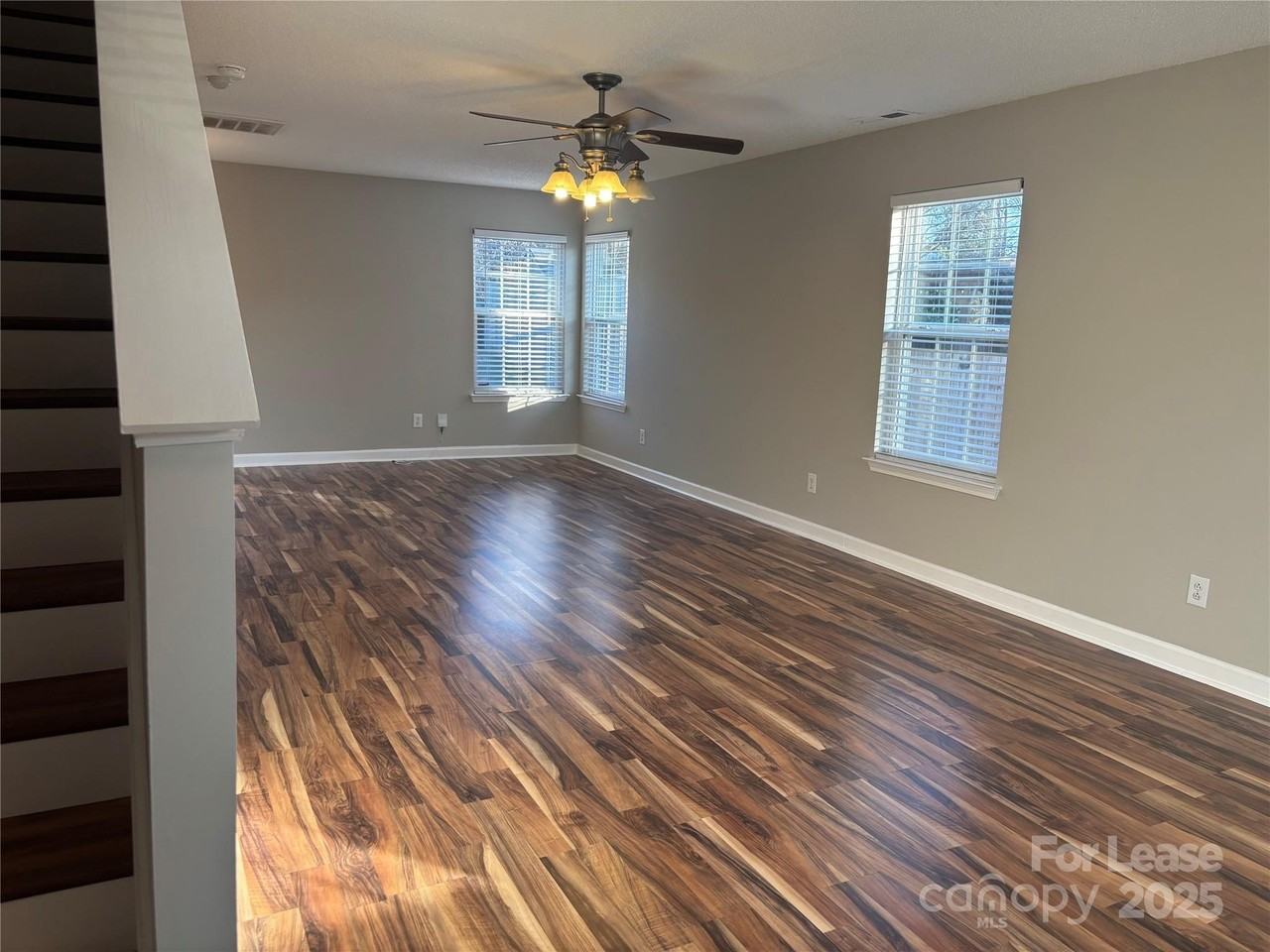 14104 Bernardy Ln - Photo 5 of 38