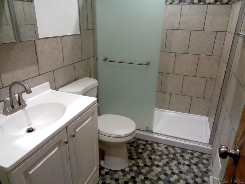 626 Evergreen St - Photo 2 of 8