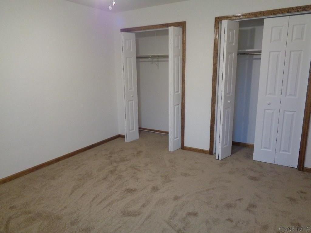 626 Evergreen St - Photo 5 of 8