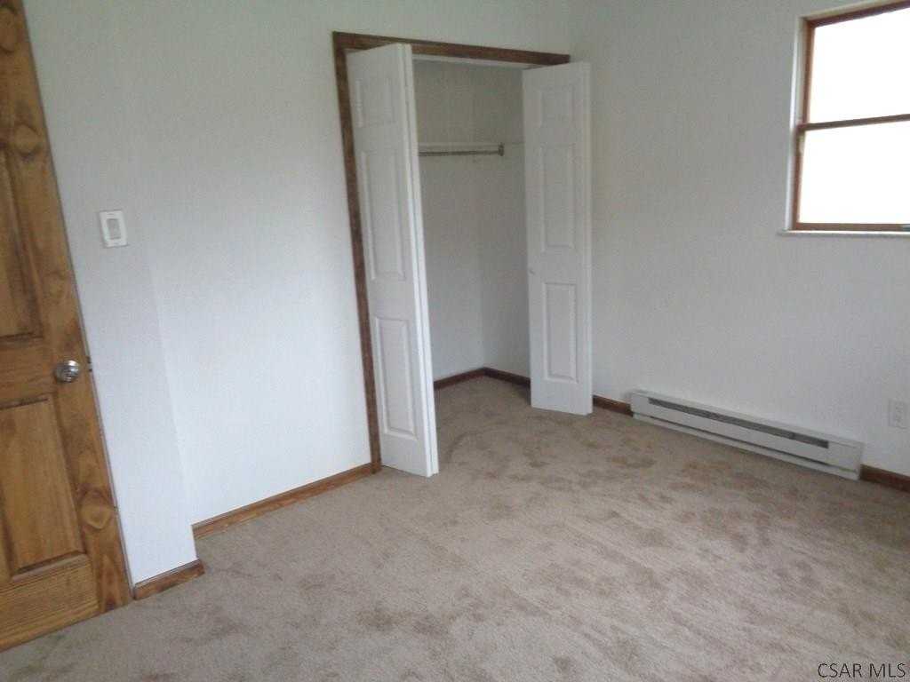 626 Evergreen St - Photo 6 of 8