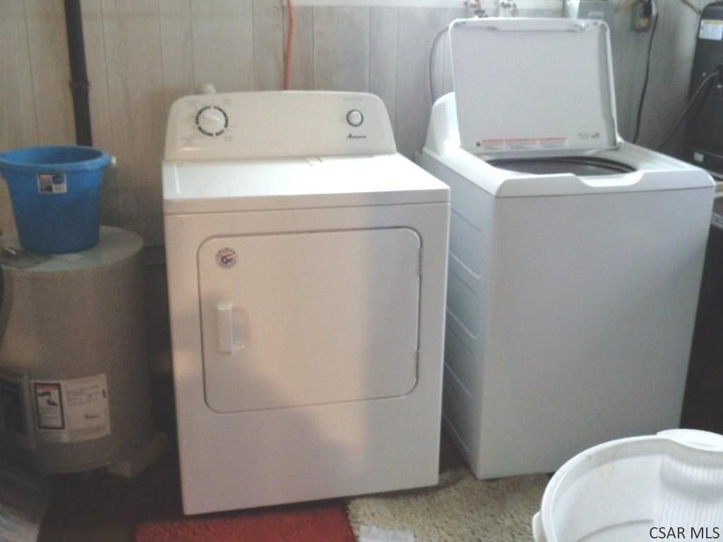 626 Evergreen St - Photo 7 of 8