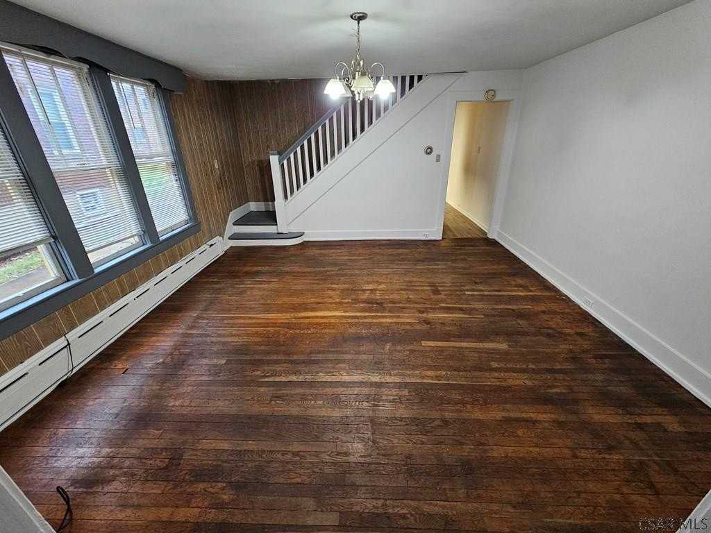 221 Mifflin St - Photo 6 of 29