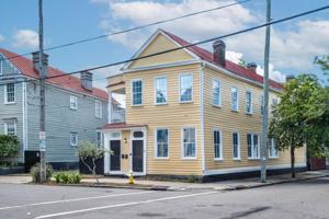 featured image of 2 Woolfe St Apt A #Apt A