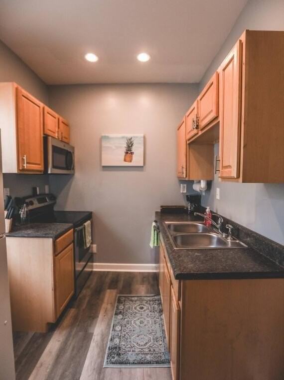 2 Woolfe St Apt A - Photo 4 of 24