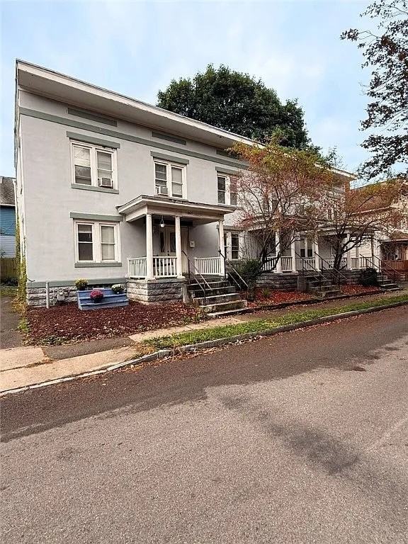 263 Henrietta St #2 - Photo 2 of 3