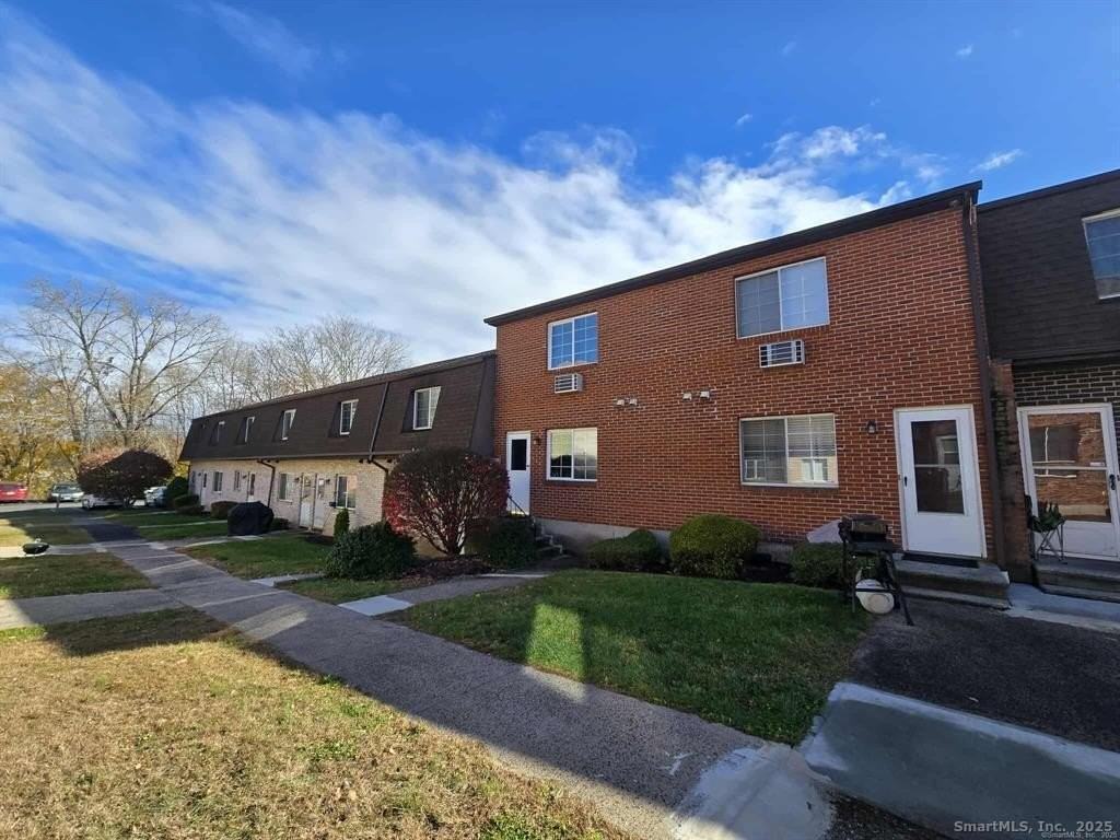 921 Hamilton Ave #11 - Photo 2 of 19